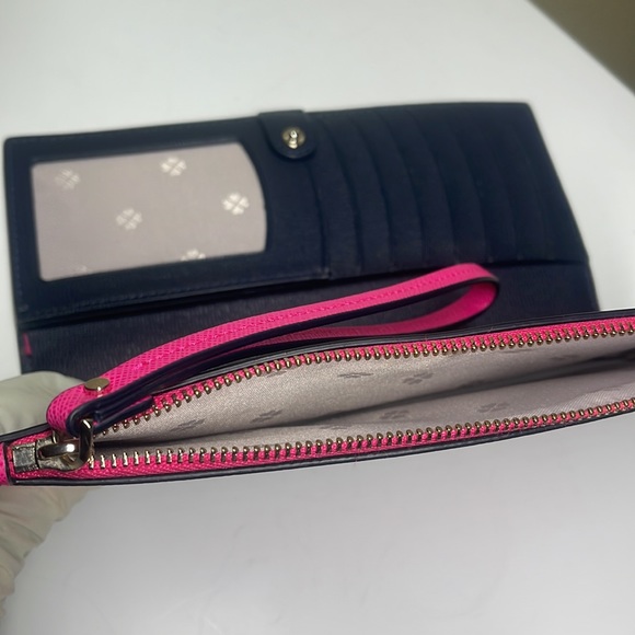 Kate Spade Wallet - Picture 5 of 8